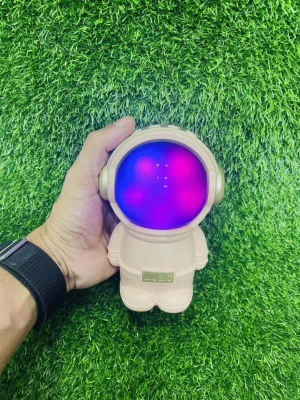 X808 Wireless Stereo Astronaut Loud Portable Speaker - Image 2